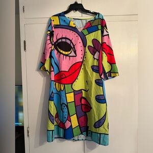Beautiful abstract modern art look dress. Size XL. New!